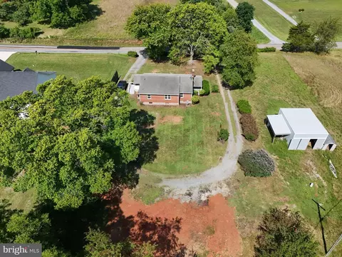 View/Area - 6101 A Goode Rd, Goode, VA 24556 photo 4 of 4
