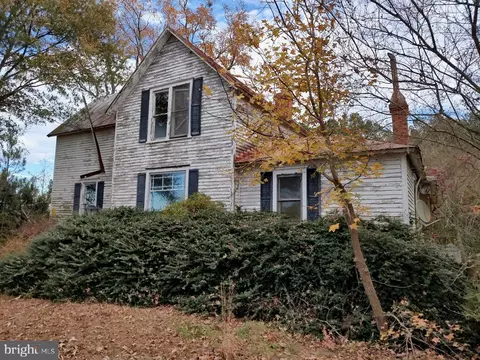 120 Adsit Ln, Freeman, VA 23856