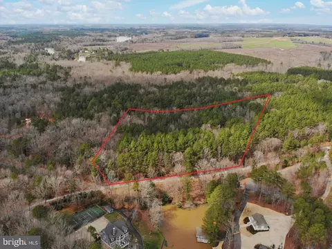 Siouan Road, Ebony, VA 23845