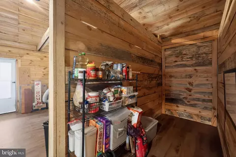 Entry Way - 405 County Pond Rd, Freeman, VA 23856 photo 4 of 4