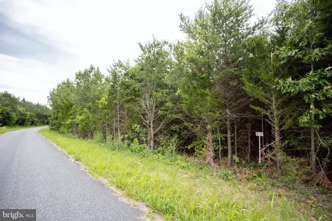 tbd Trents Cemetery Rd #LOT 6, Phenix, VA 23959