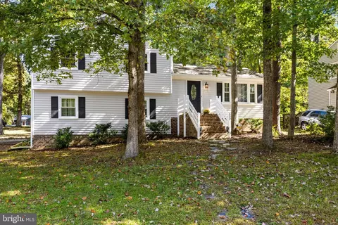 1325 Unison Dr, Midlothian, VA 23113