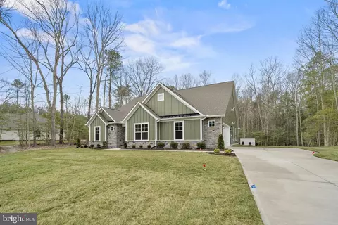 8249 Killbevan Dr, Chesterfield, VA 23838