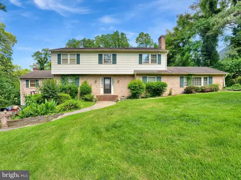 5111 Monza Ct, North Chesterfield, VA 23224