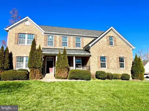 7100 Swanhaven Dr, North Chesterfield, VA 23224