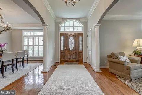 Entry Way - 3013 Hedgeway Pl, Midlothian, VA 23113 photo 3 of 9