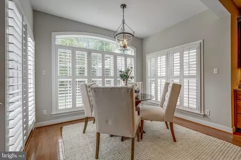 Dining - 3013 Hedgeway Pl, Midlothian, VA 23113 photo 4 of 5