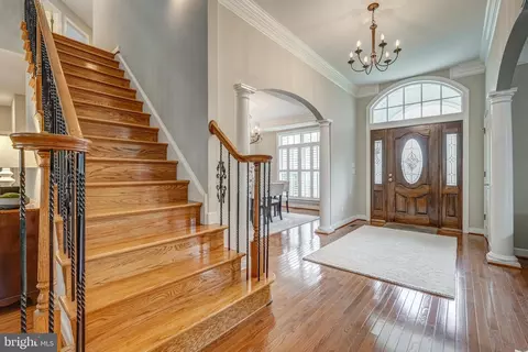 Entry Way - 3013 Hedgeway Pl, Midlothian, VA 23113 photo 4 of 9