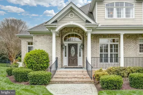 Exterior - 3013 Hedgeway Pl, Midlothian, VA 23113 photo 3 of 15