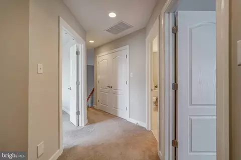 Entry Way - 3013 Hedgeway Pl, Midlothian, VA 23113 photo 9 of 9