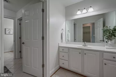 Bath - 3260 Queens Grant Dr, Midlothian, VA 23113 photo 5 of 8