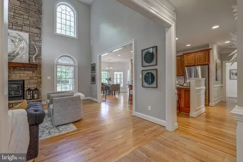 Entry Way - 3260 Queens Grant Dr, Midlothian, VA 23113 photo 9 of 18