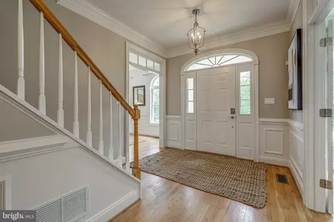 Entry Way - 3260 Queens Grant Dr, Midlothian, VA 23113 photo 5 of 18