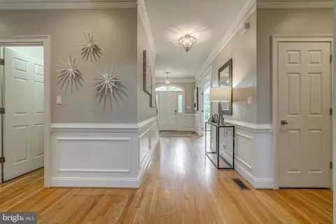 Entry Way - 3260 Queens Grant Dr, Midlothian, VA 23113 photo 7 of 18