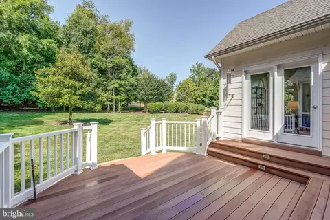Exterior - 3260 Queens Grant Dr, Midlothian, VA 23113 photo 10 of 17