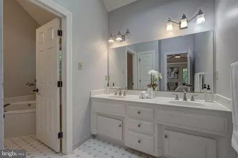 Bath - 2310 Chartstone Dr, Midlothian, VA 23113 photo 2 of 4