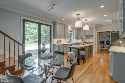 Kitchen - 2310 Chartstone Dr, Midlothian, VA 23113 photo 4 of 9