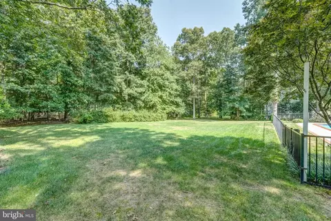 Exterior - 2310 Chartstone Dr, Midlothian, VA 23113 photo 14 of 19
