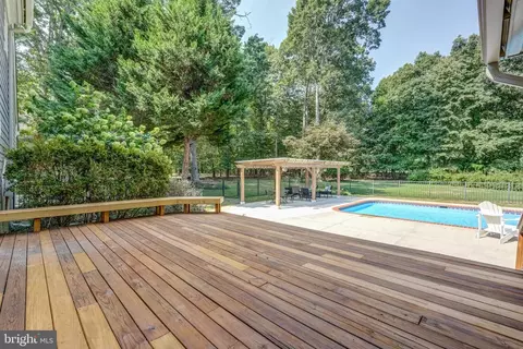 Exterior - 2310 Chartstone Dr, Midlothian, VA 23113 photo 16 of 19