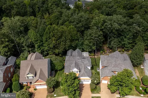 View/Area - 13124 Penhurst Rd, Midlothian, VA 23113 photo 7 of 10