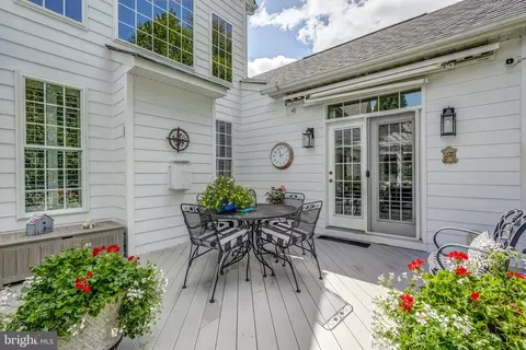Exterior - 13124 Penhurst Rd, Midlothian, VA 23113 photo 13 of 27