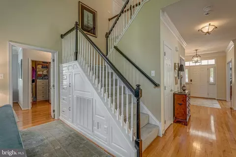 Entry Way - 13124 Penhurst Rd, Midlothian, VA 23113 photo 8 of 12