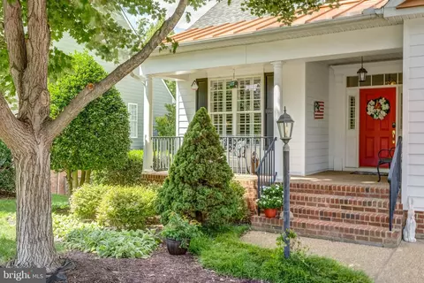 Exterior - 13124 Penhurst Rd, Midlothian, VA 23113 photo 9 of 27