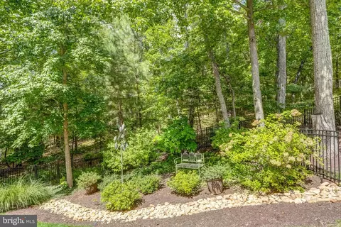 Exterior - 13124 Penhurst Rd, Midlothian, VA 23113 photo 23 of 27