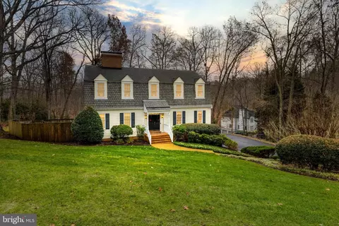 3011 River Hills Ln, Midlothian, VA 23113