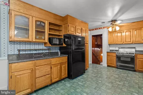 Kitchen - 1524 Walnut Dr, Chester, VA 23836 photo 1 of 2