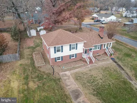 View/Area - 1524 Walnut Dr, Chester, VA 23836 photo 2 of 3