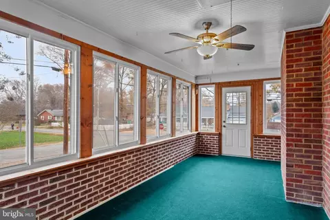 Exterior - 1524 Walnut Dr, Chester, VA 23836 photo 5 of 6
