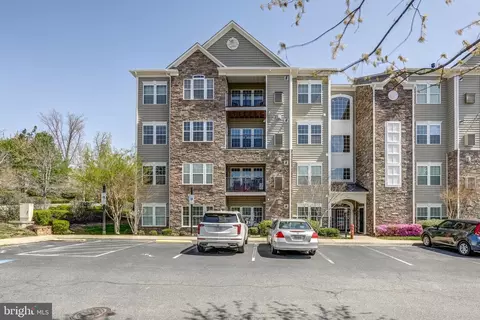 910 Westwood Village Way #202, Midlothian, VA 23114