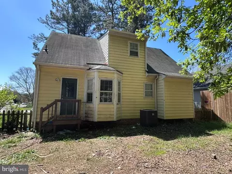 13702 Danbury Dr, Midlothian, VA 23113 photo 2