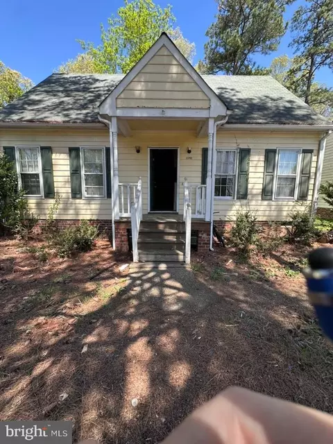 13702 Danbury Dr, Midlothian, VA 23113