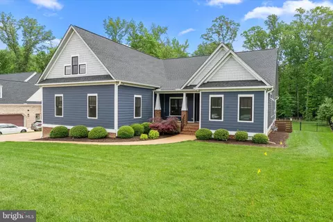 13510 Kelham Rd, Midlothian, VA 23113