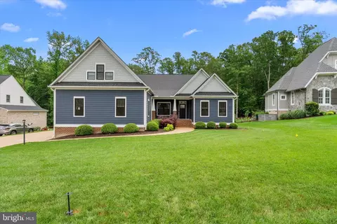 Exterior - 13510 Kelham Rd, Midlothian, VA 23113 photo 7 of 10
