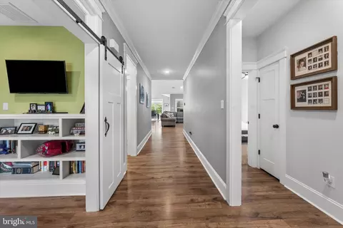 Entry Way - 13510 Kelham Rd, Midlothian, VA 23113 photo 1 of 8