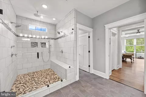 Entry Way - 13510 Kelham Rd, Midlothian, VA 23113 photo 7 of 8