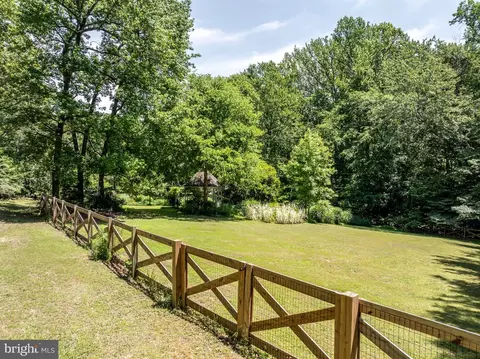Exterior - 3520 Musket Dr, Midlothian, VA 23113 photo 9 of 15