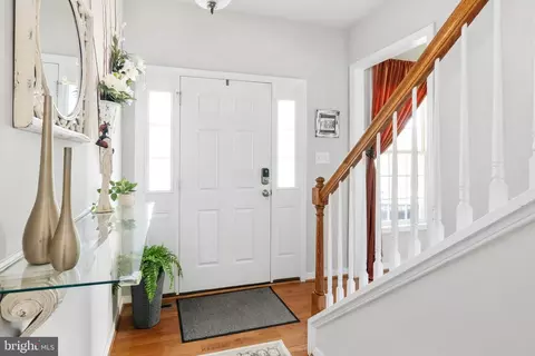 Entry Way - 14300 Wallingham Loop, Midlothian, VA 23114 photo 2 of 10