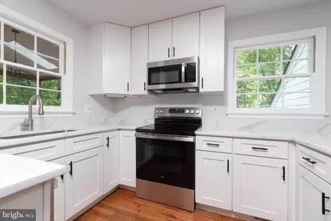 Other - 6011 Mill Spring Ct, Midlothian, VA 23112 photo 2 of 11