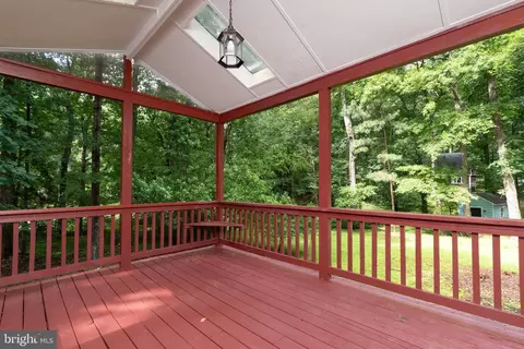 Exterior - 6011 Mill Spring Ct, Midlothian, VA 23112 photo 12 of 17