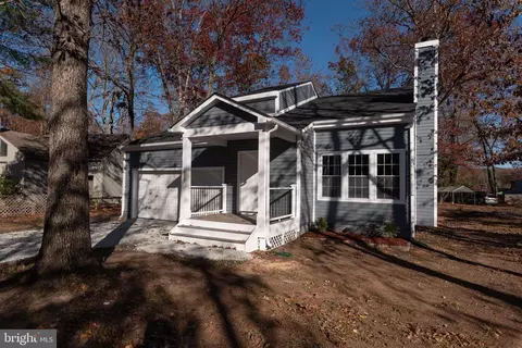 Exterior - 1709 Headwaters Rd, Midlothian, VA 23113 photo 2 of 10