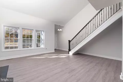 Entry Way - 1709 Headwaters Rd, Midlothian, VA 23113 photo 1 of 4