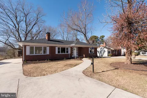 21408 Robertson Ave, South Chesterfield, VA 23803