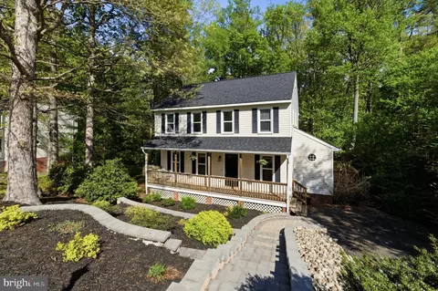 14305 Sonnenburg Dr, Chester, VA 23831