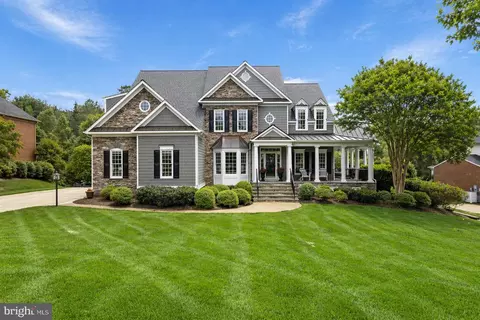 2613 Founders Bridge Rd, Midlothian, VA 23113