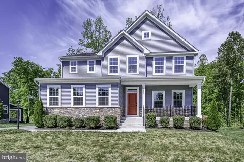 8600 Kingsland Park Dr, North Chesterfield, VA 23237