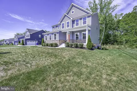 8600 Kingsland Park Dr, North Chesterfield, VA 23237